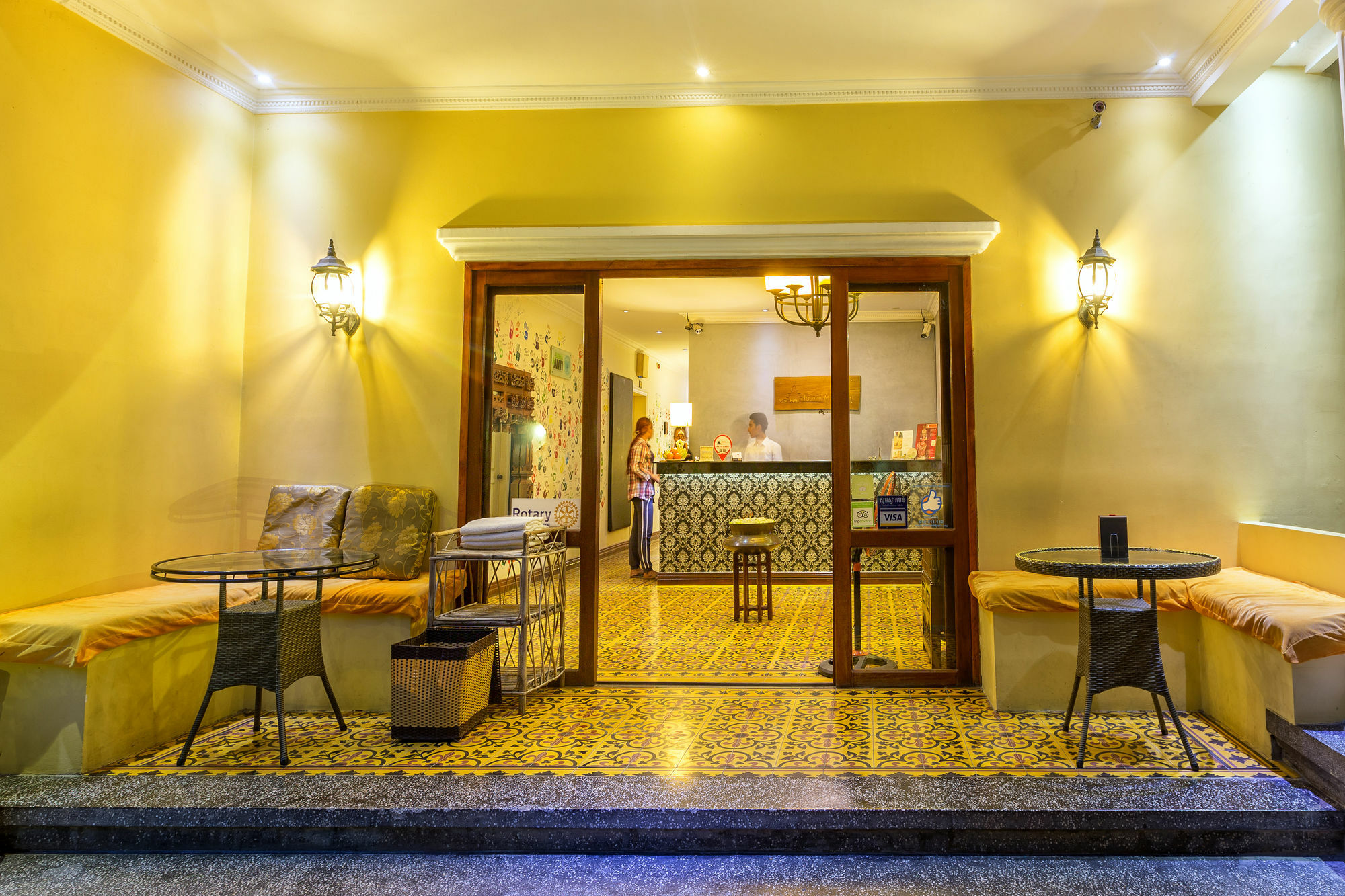 Jasmin Monument Hotel Phnom Penh Extérieur photo